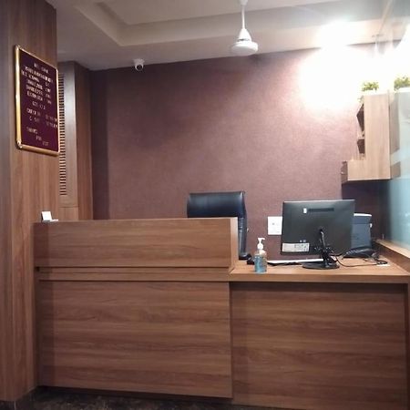 Hotel Radha Krishna Ānand Εξωτερικό φωτογραφία