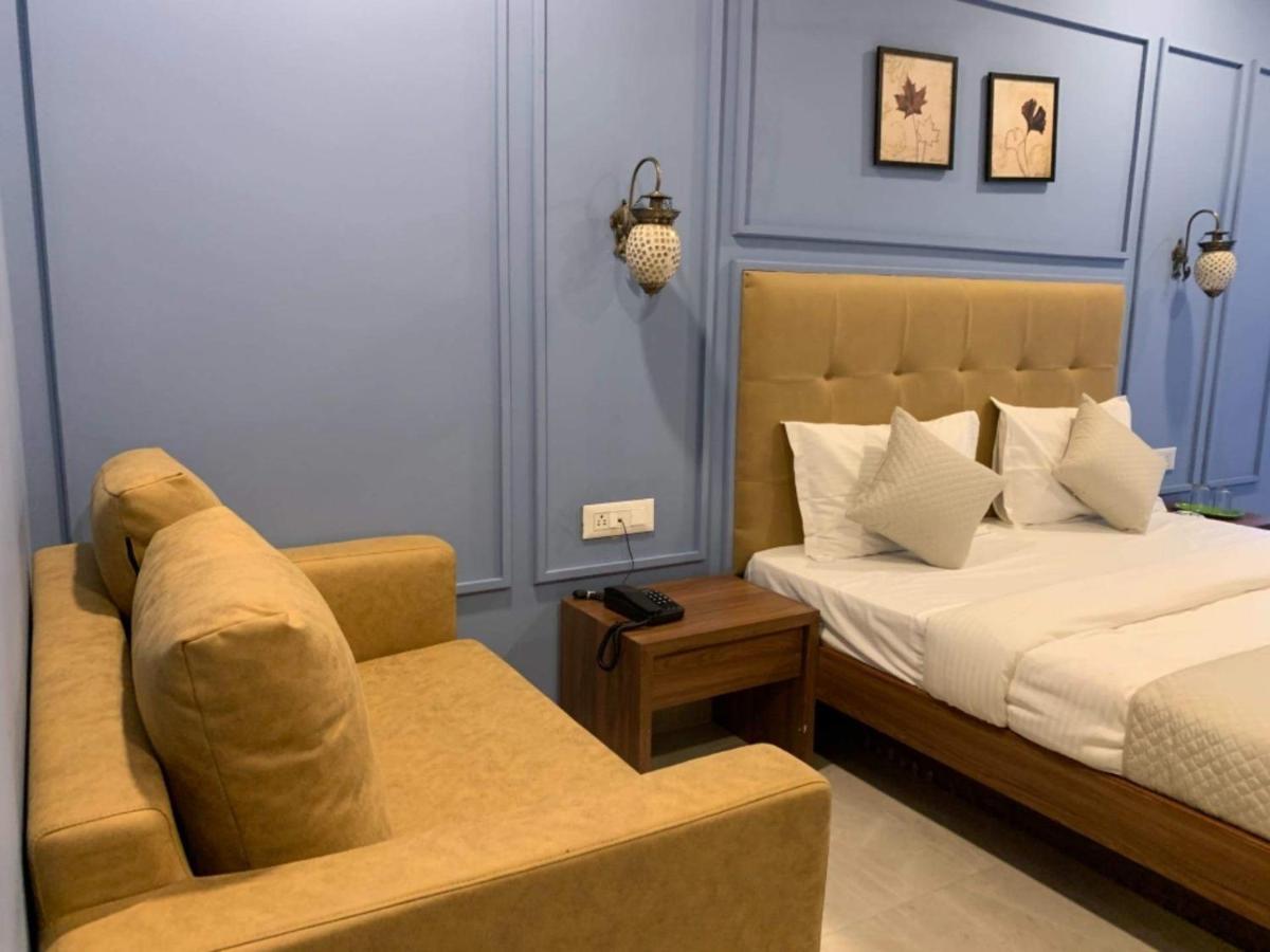 Hotel Radha Krishna Ānand Εξωτερικό φωτογραφία